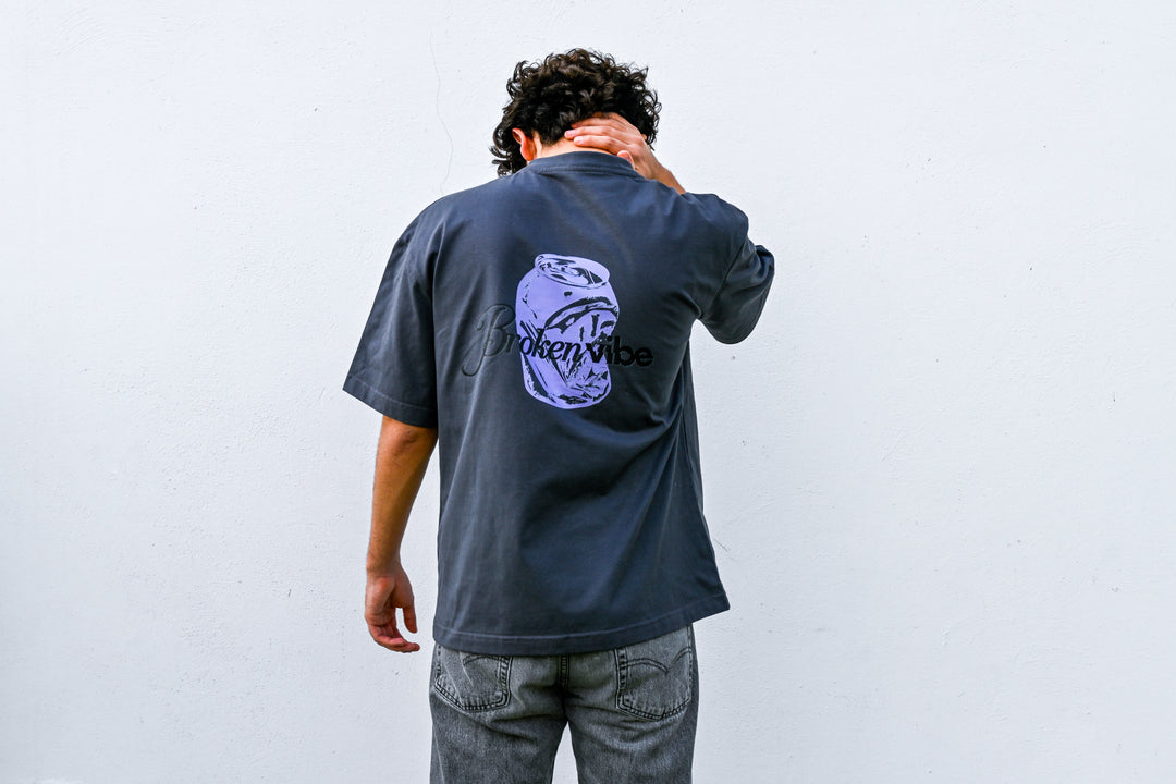 Crushed Energy camiseta NVRSFT streetwear oversize México — modelo vista frontal