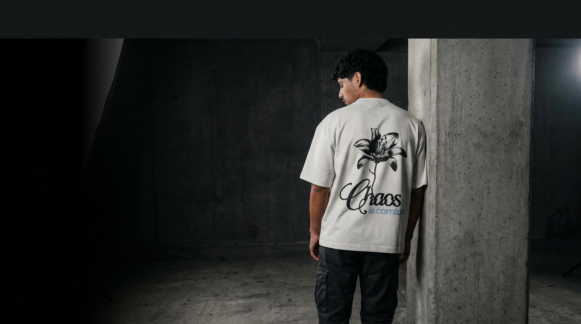 Camiseta Oversize Crying in 4K streetwear diseño original mexicano NVRSFT