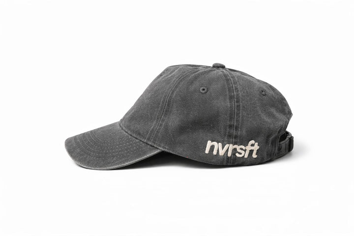 Gorra Koi NVRSFT México — vista frontal